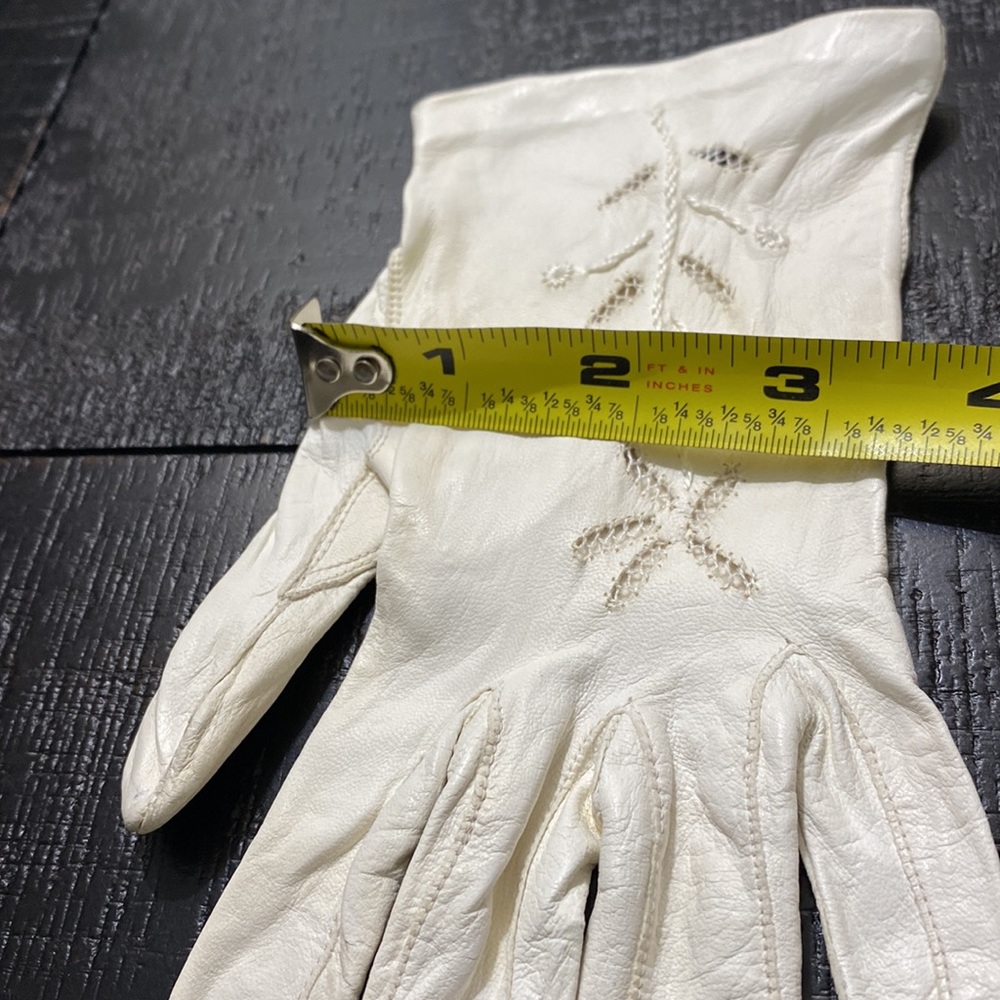 COPY - 2 Pairs Vintage Women’s Leather Gloves - Picture 13 of 16